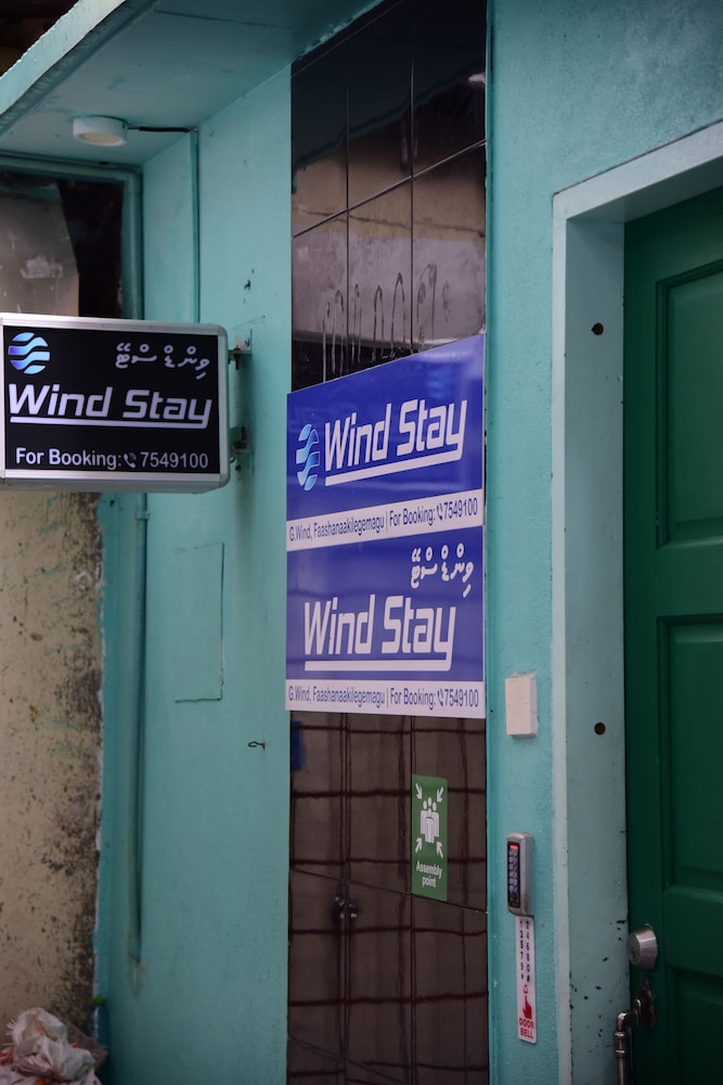 Wind Stay
