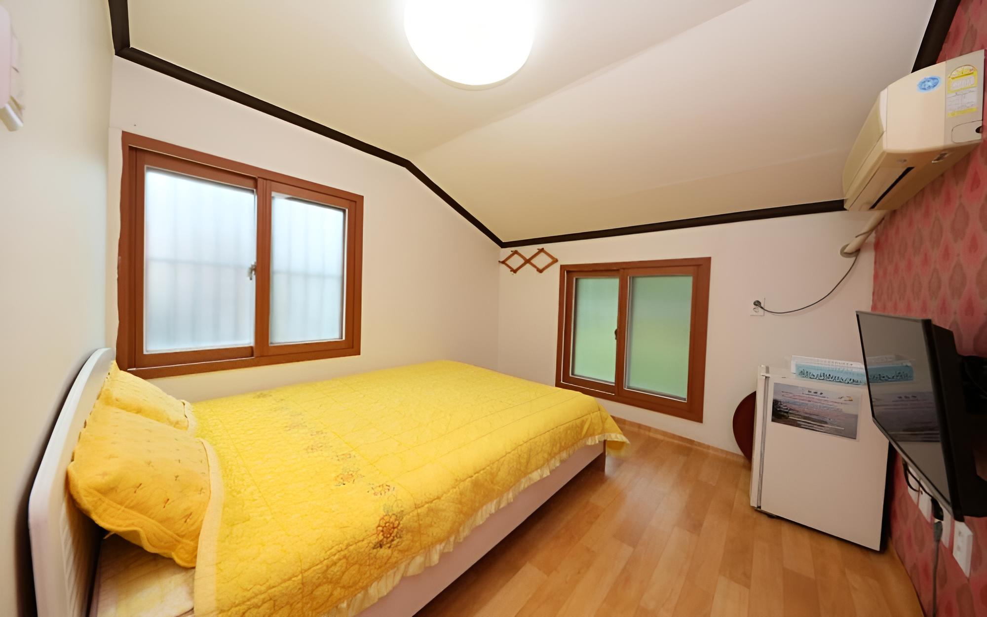 Boryeong Padosori Pension view 3