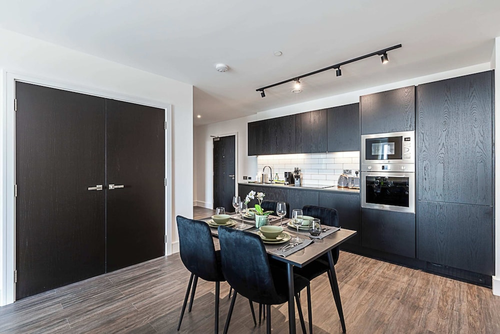 Sky-high Apartment With Modern Decor