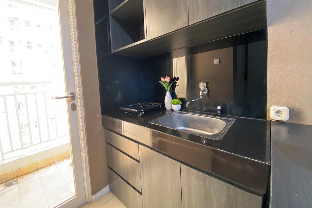Pleasurable 2BR Apartment Parahyangan Residence