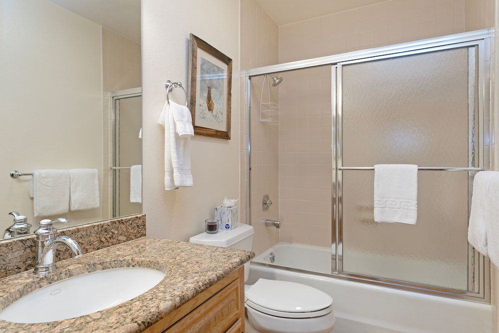 I1 Gore Creek Meadows 4 Bedroom Townhouse
