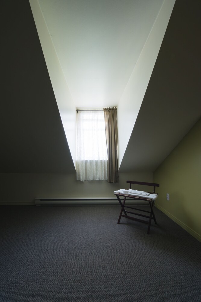 Auberge La Courtepointe - Image 5