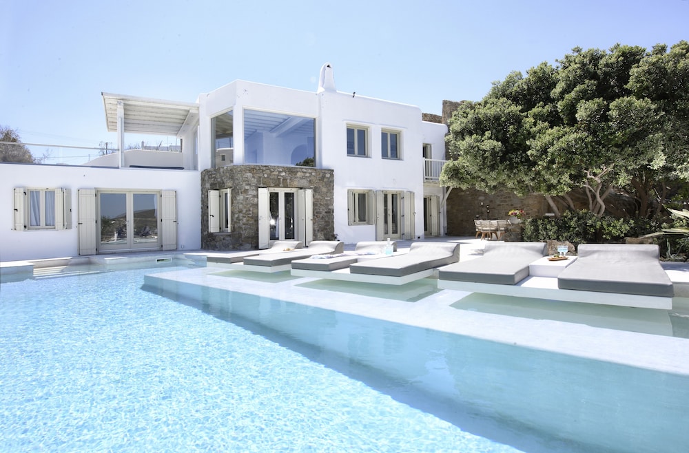 Mykonos Dream Villas