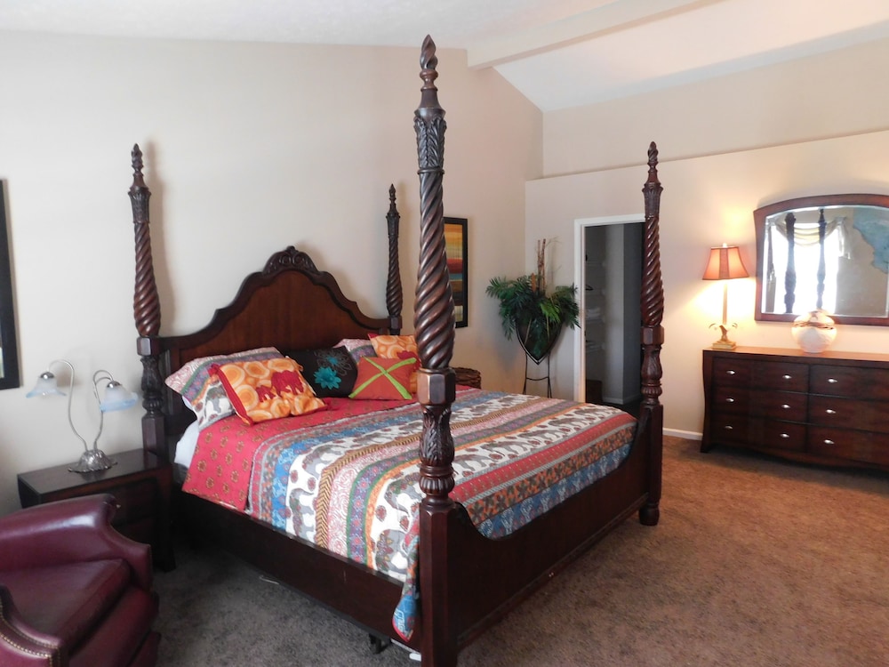 Evonne's Sharing House - Property Image 35