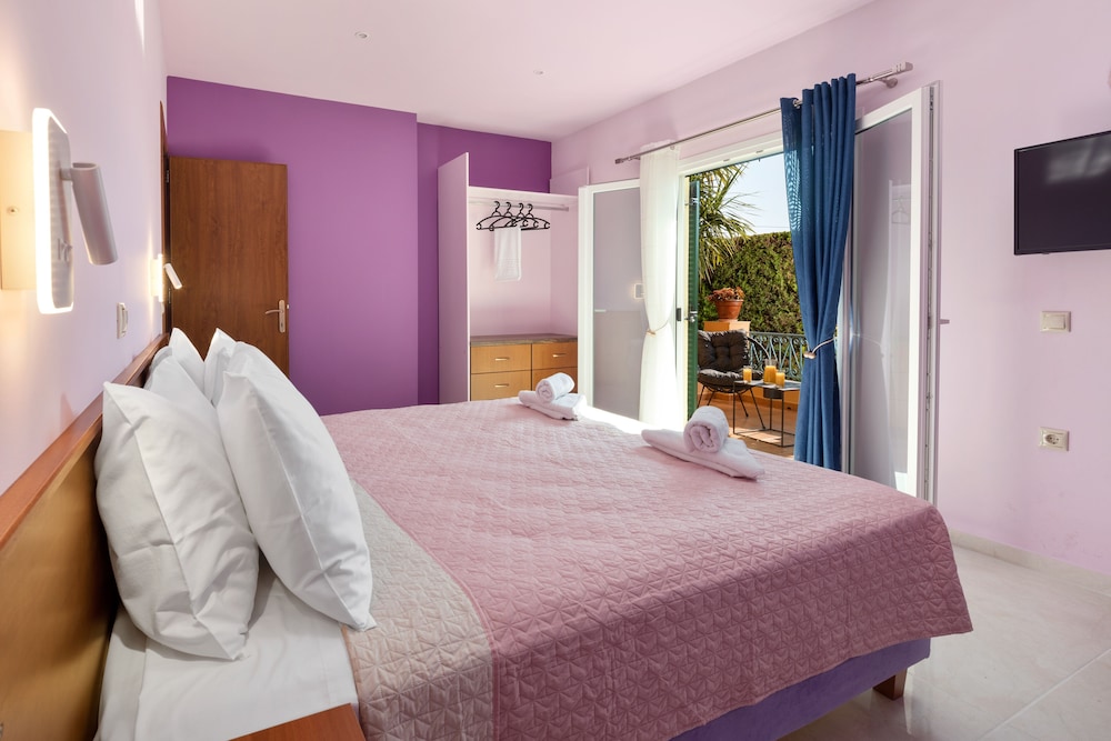 Poseidon Suite by CorfuEscapes photo 2