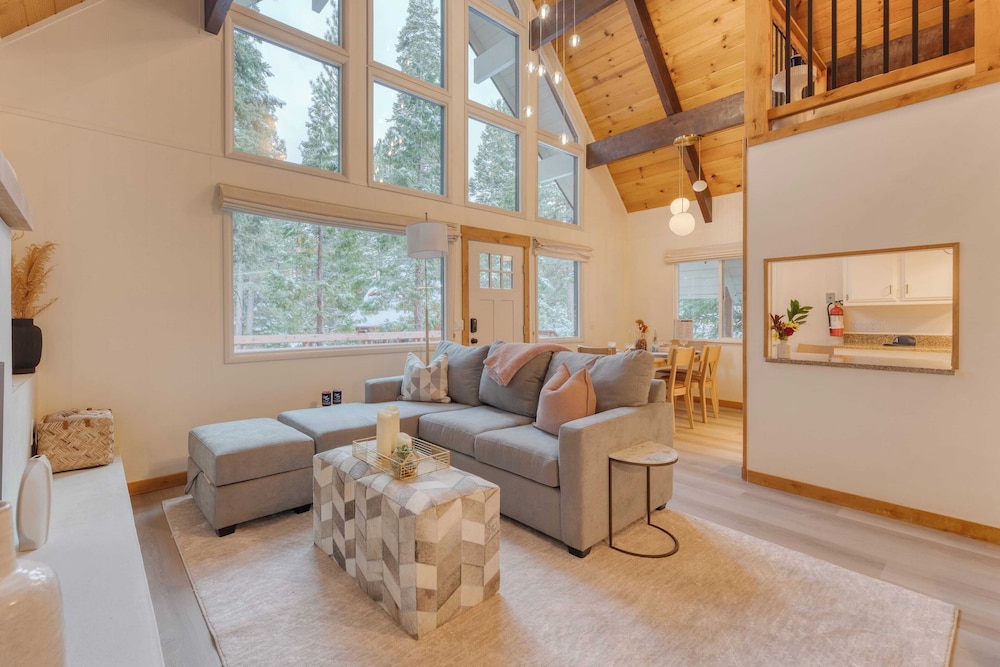 Cozy Modern Cabin w/ Sauna & Fireplace 5 Mins to Lake Peaceful Tahoe Retreat by Avantstay