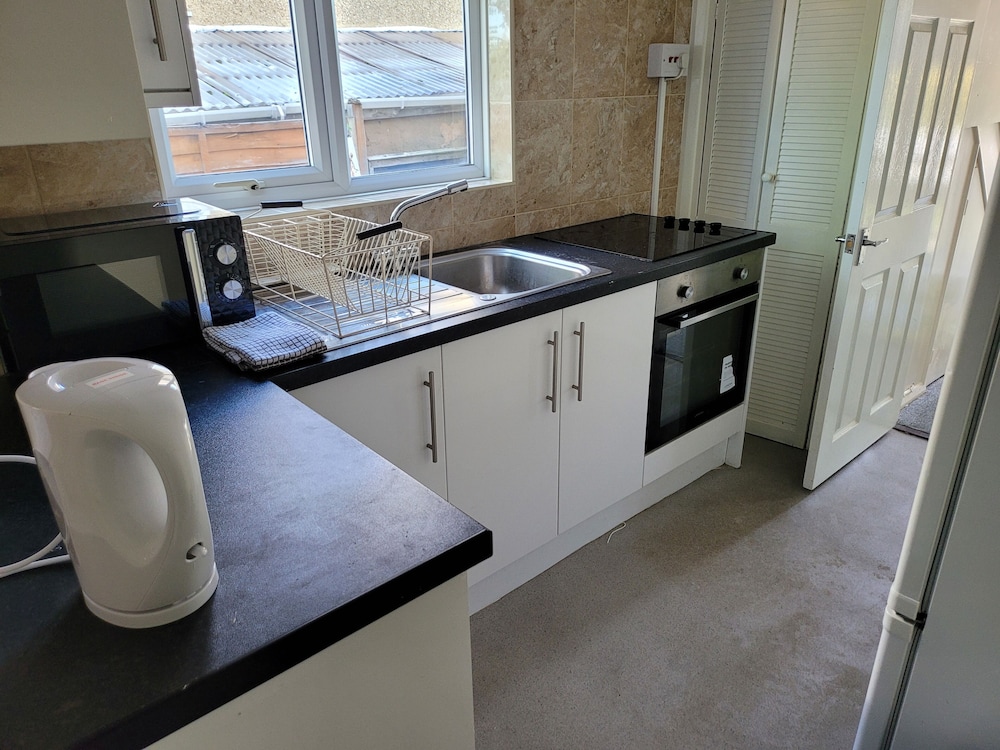 Bright & Homely Apartment, photo 14