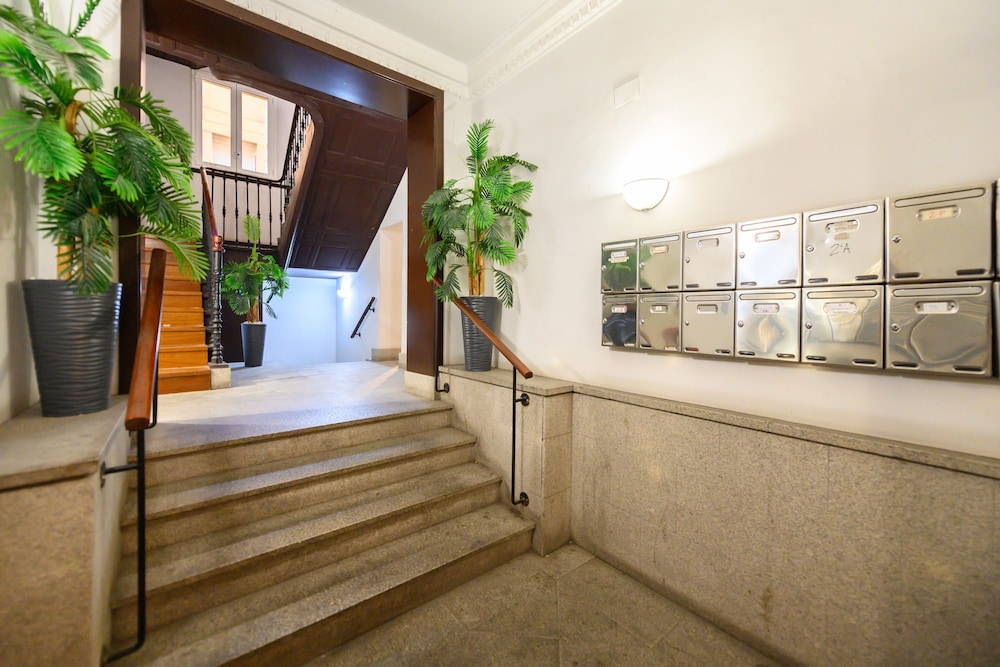 M Din133b Apartamento de 2 Dormitorios a Pasos de