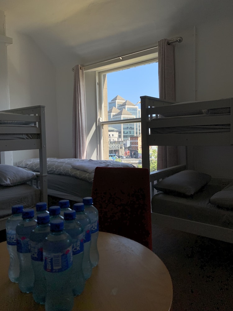 Eden Quay Guesthouse Private Rooms