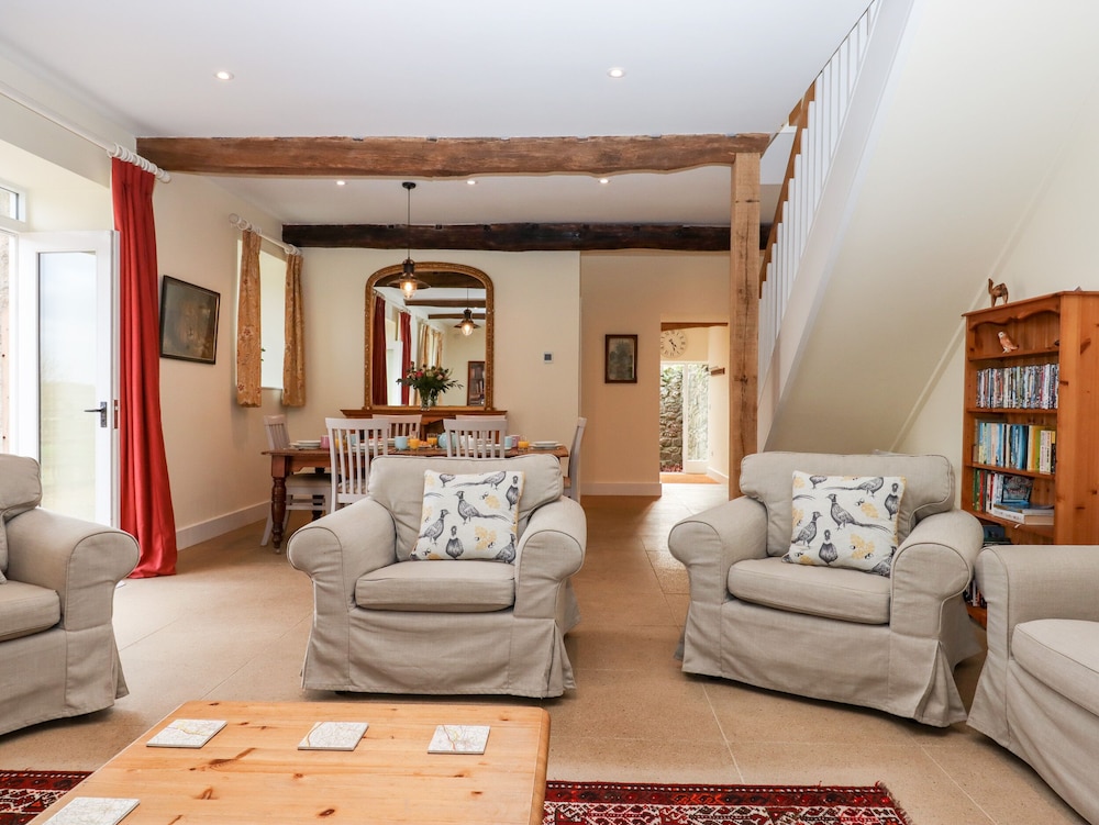 Dishcombe Cottage