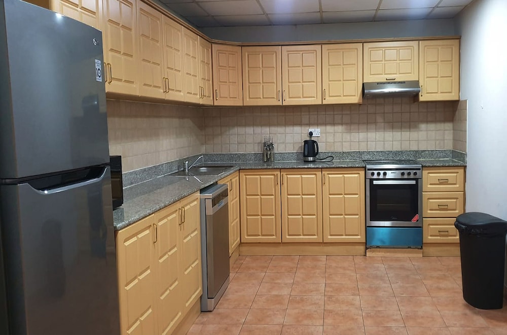 Al Faris Suite 2
