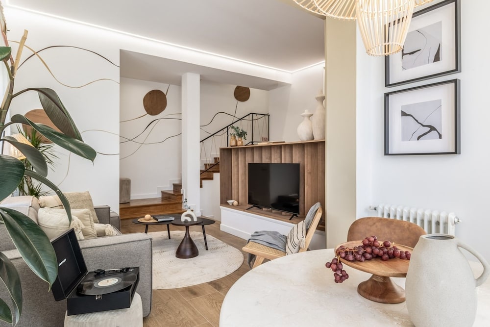 Formia - 2 Bedrooms in Azca