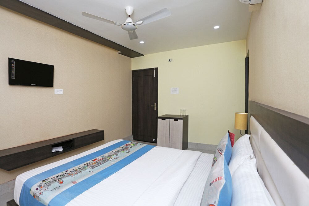 OYO 6709 Hotel L N International - Property Image 2