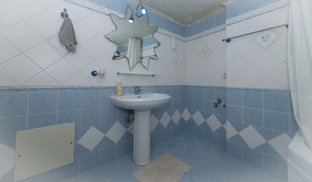 Photo 34
