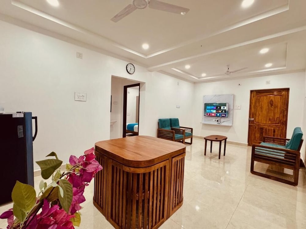THS Suites