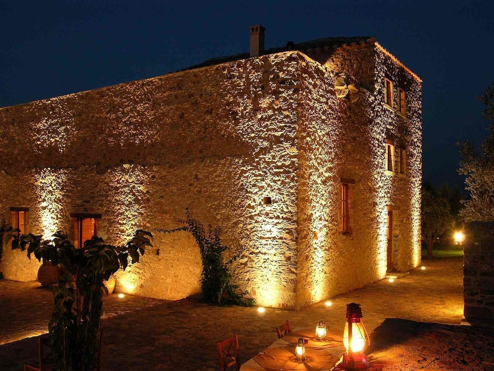 Liotrivi Historical Mansion & Boutique Hotel