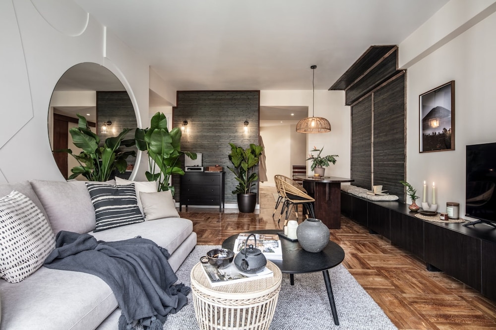Logo - 2 Bedrooms in Salamanca