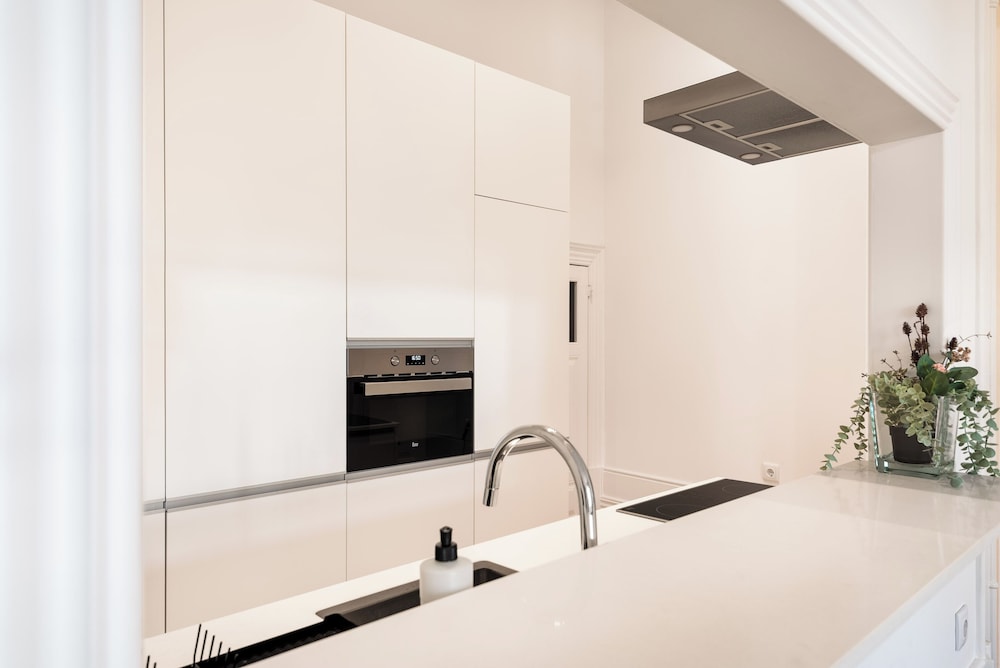 Markes 路 馃 Lovely 1BR Home w/ Sunny Backyard