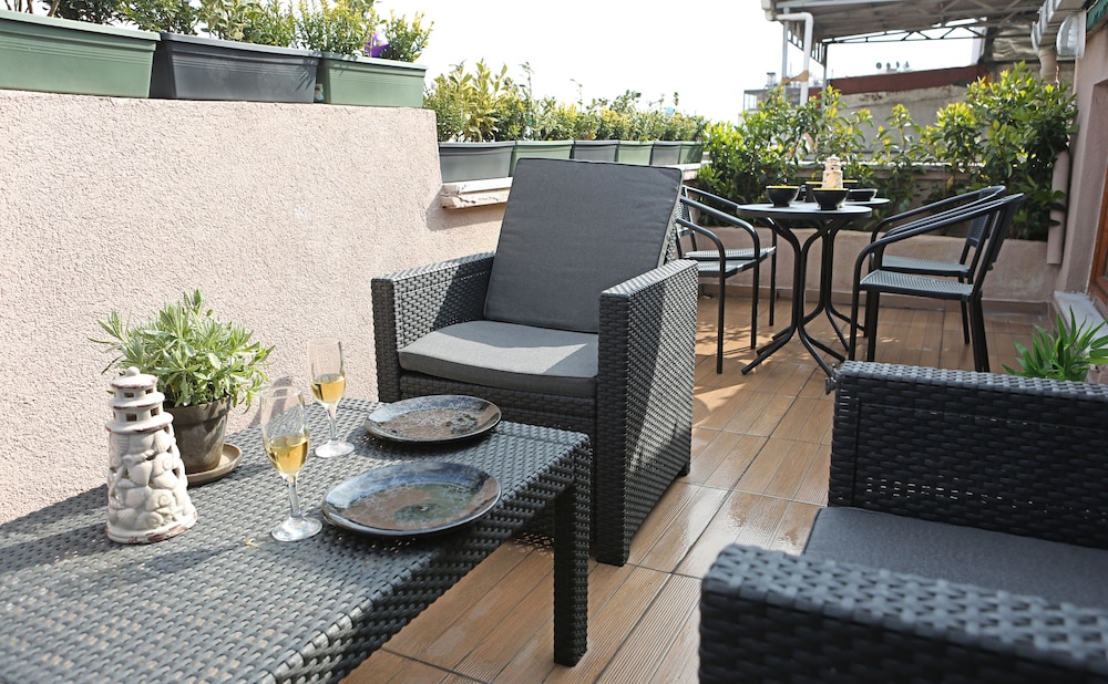 Karakoy VAV Suites