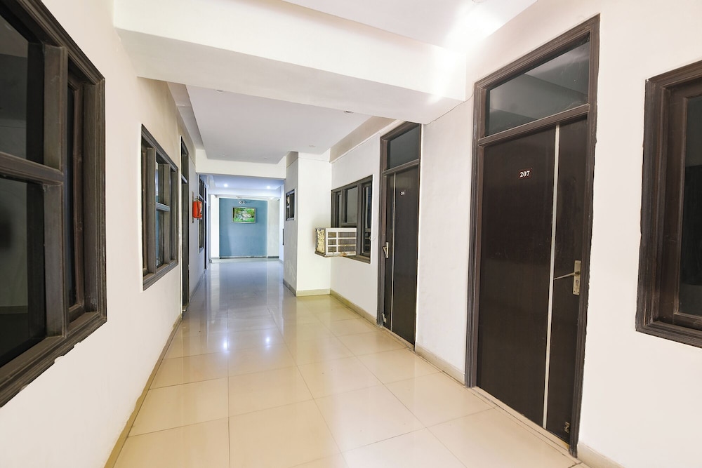Fabhotel Surajkund Residency