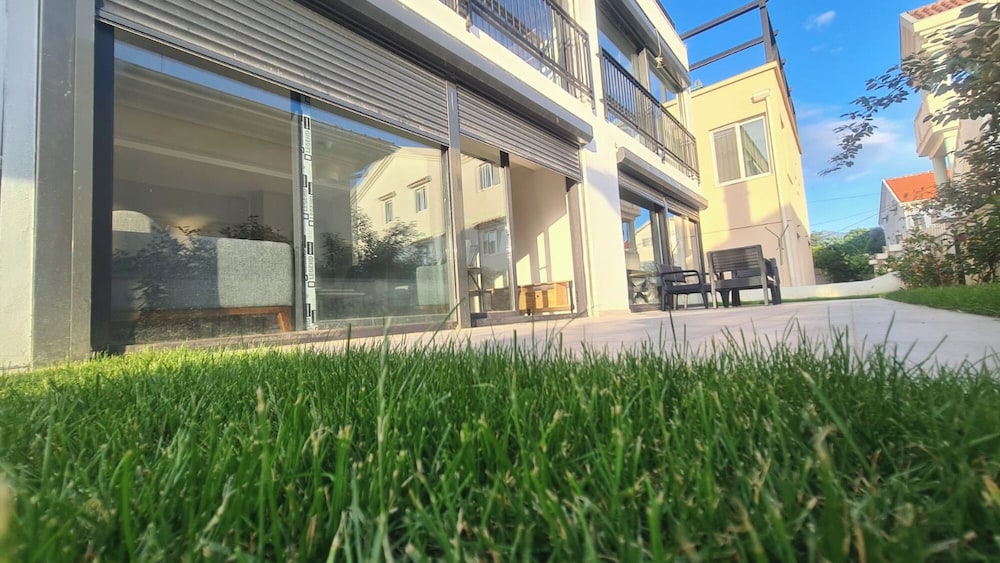 Tivat Terrace Suits