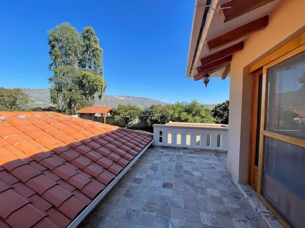 Lujosa Casa Guayllabamba BBQ Jacuzzi Gym Piscina