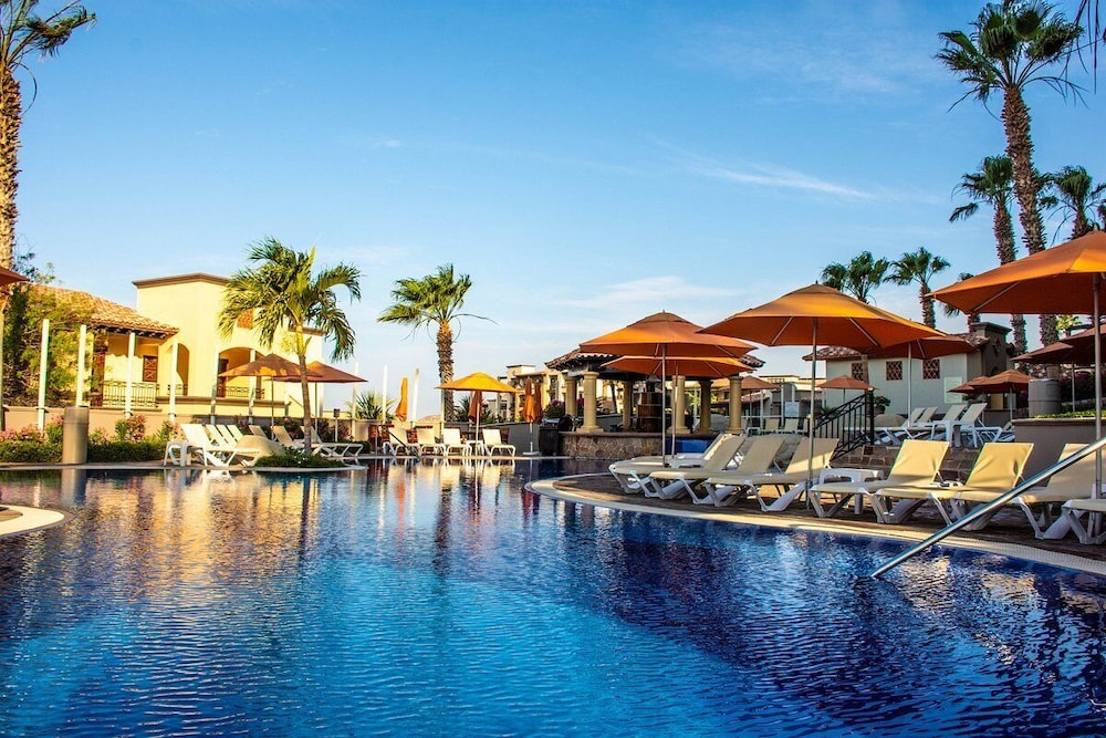 Pueblo Bonito Sunset Beach Cabo