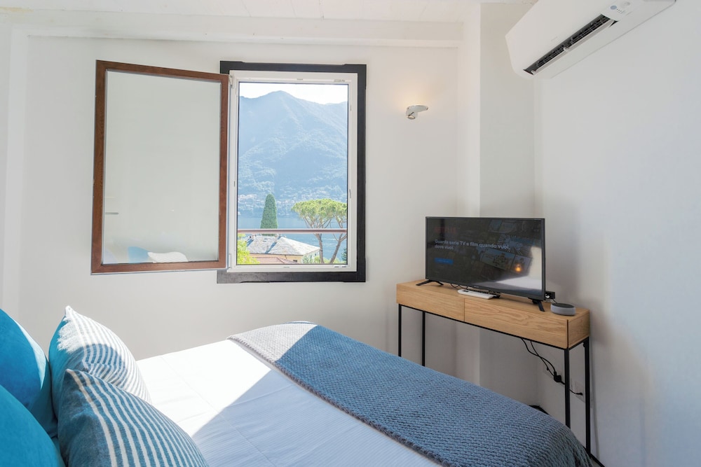 P Terrace by Rent all Como