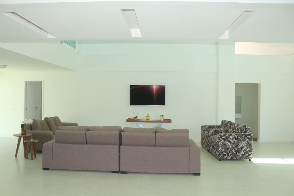 Mansao 6 suites c piscina e jacuzzi 082M