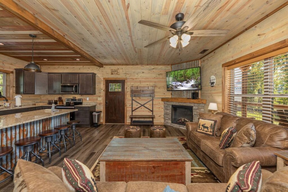 Rustic Dreamscapes in Gatlinburg