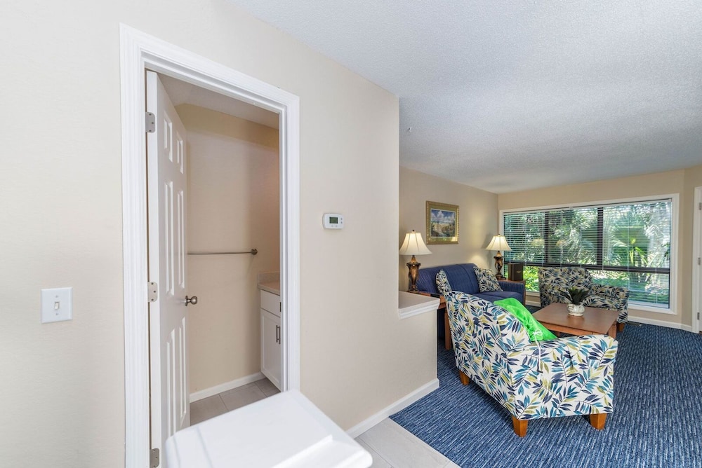 Coral Reef Resort