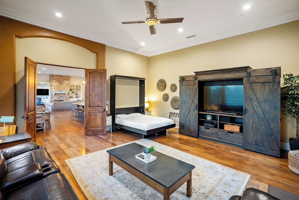 Frontier Farmhouse
