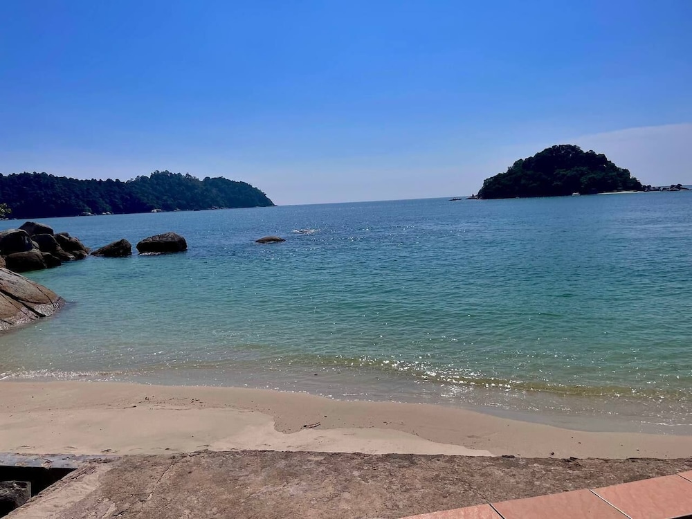 Pangkor Rimba Kem Teluk Nipah photo 3