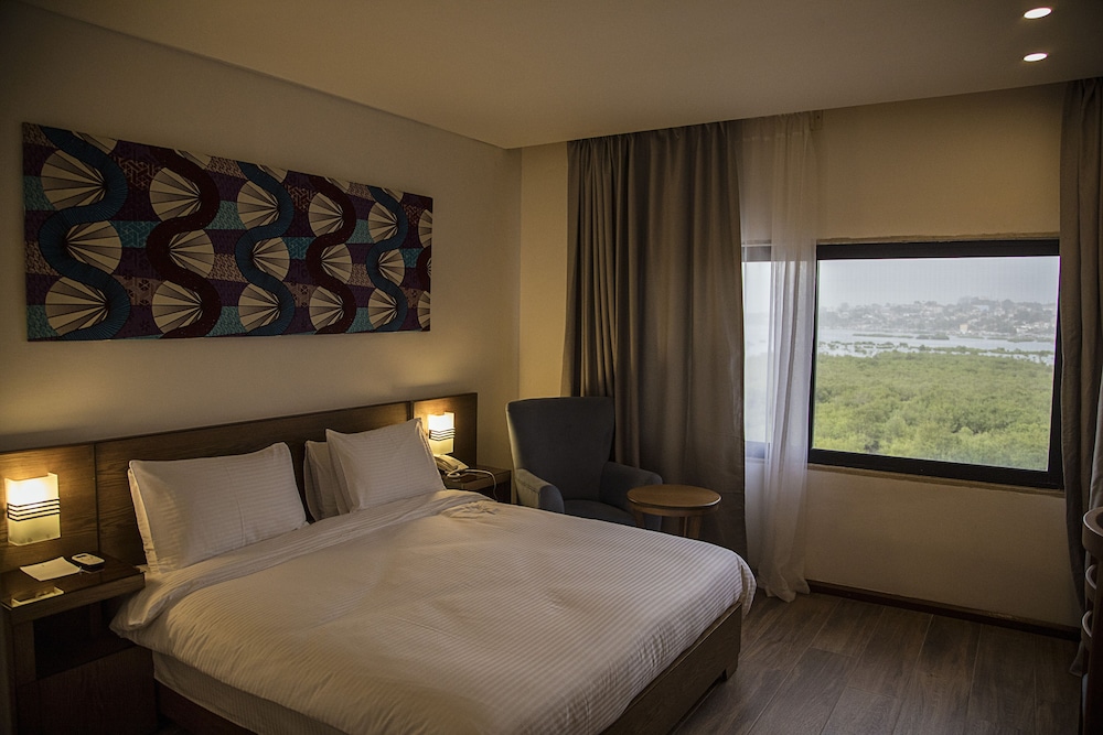 Sierra Palms Resort