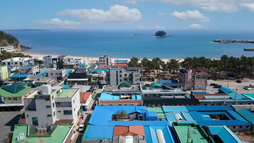 Taean Mammose Pension view 4