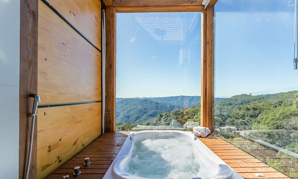 Cabana c\Jacuzzi prox. de Florianópolis VST014