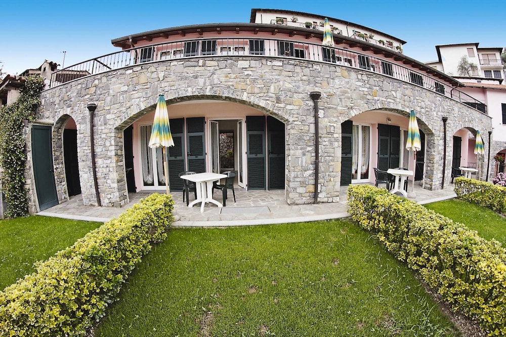 Apartment in Castellaro With Garden view 3