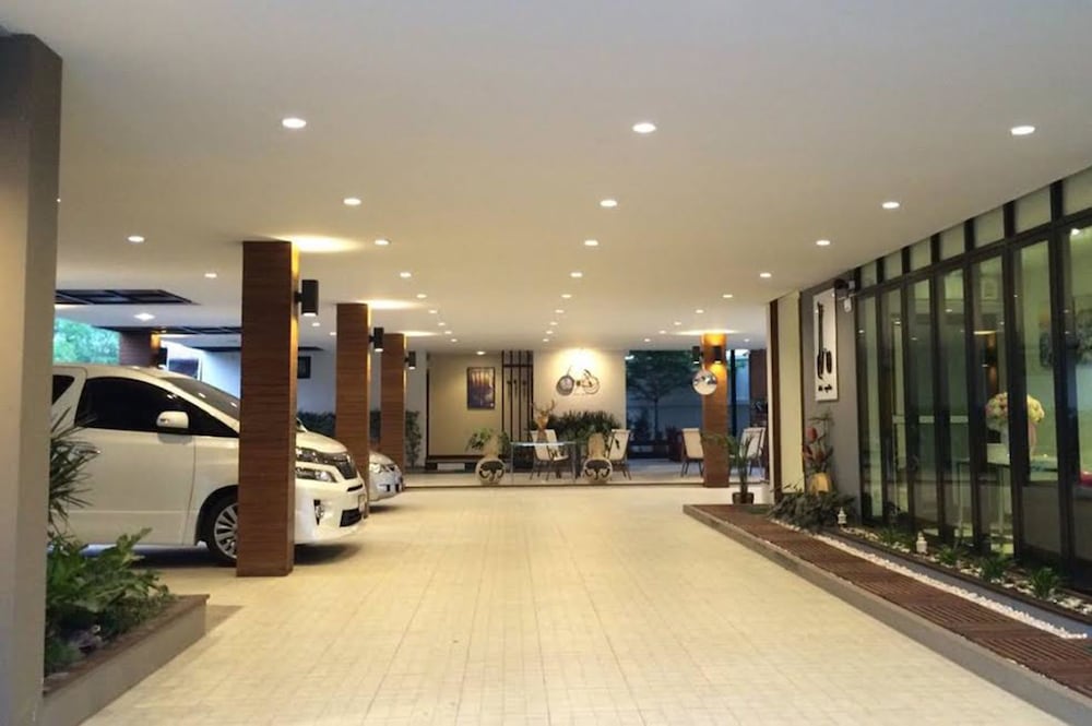 Dino Studio