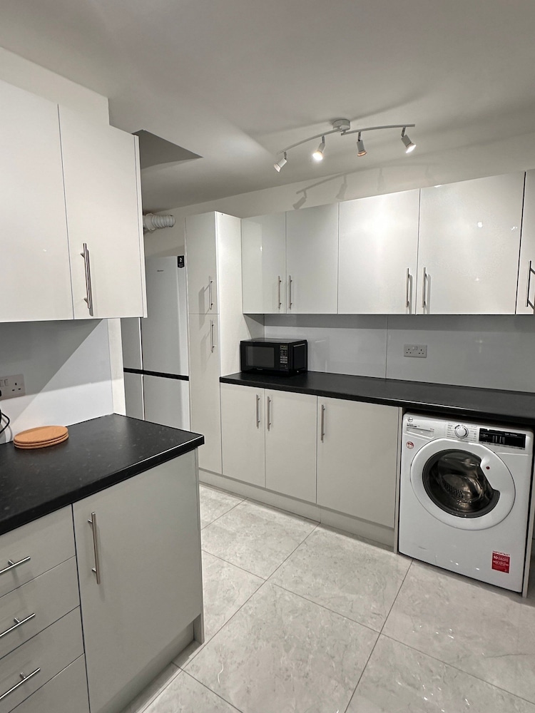 Saunton 3 Bedroom and 1 Bathroom House