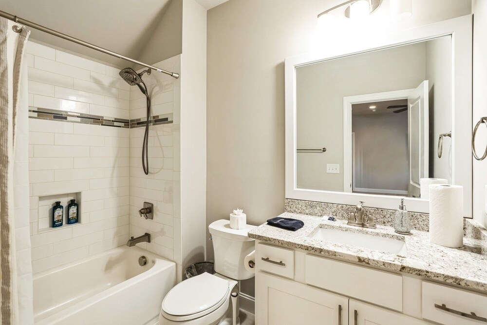 Durham Retreat Games, Exercise, And Relaxation 5 Bedroom Home
