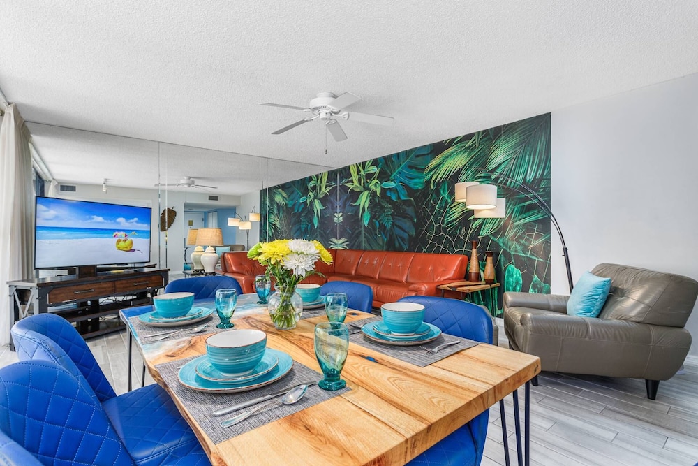 House of The Sun Siesta Key Crescent Beach view 3