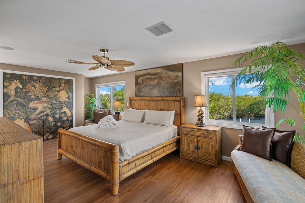 21381 Widgeon Point 6 Bedroom Estate