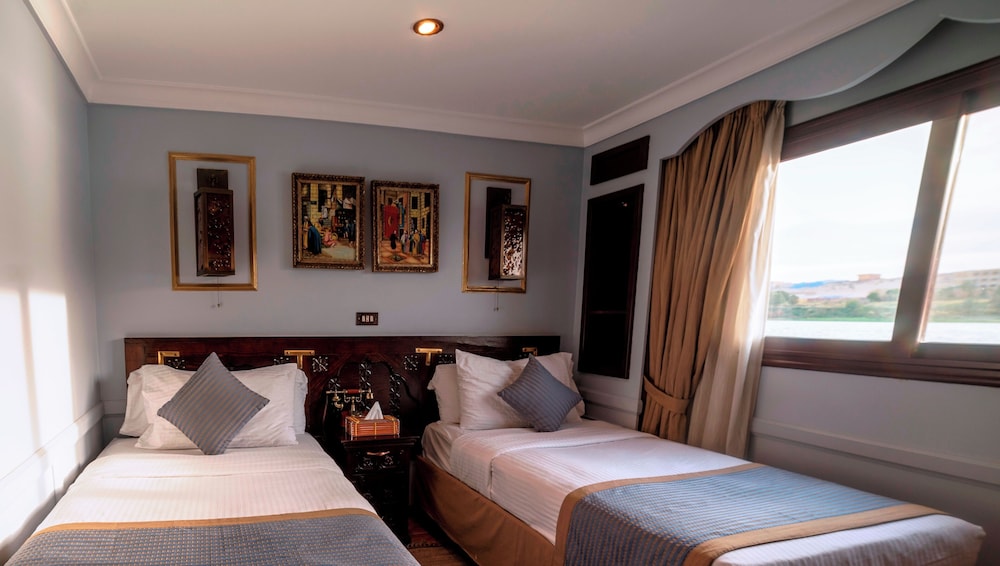 Sonesta Dahabeya Amirat I - Nile Cruise Ship - 7 nights from Luxor every Saturday