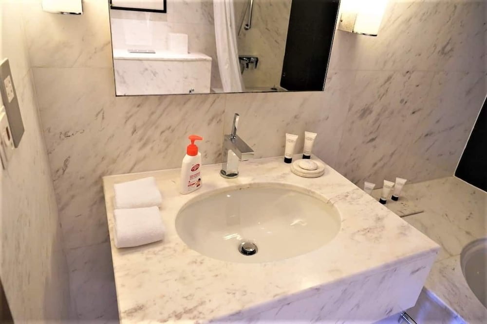 SuperHost - Address Dubai Mall - Elegant Studios