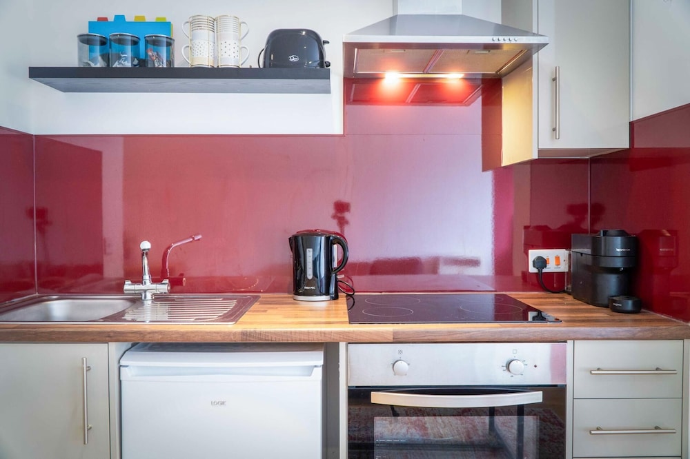 Princess Lofts 3 - 1 Bedroom Studio - Swansea