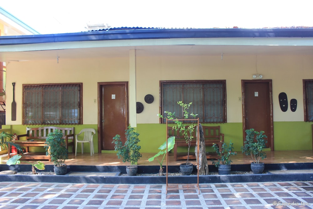 Coron Village Lodge