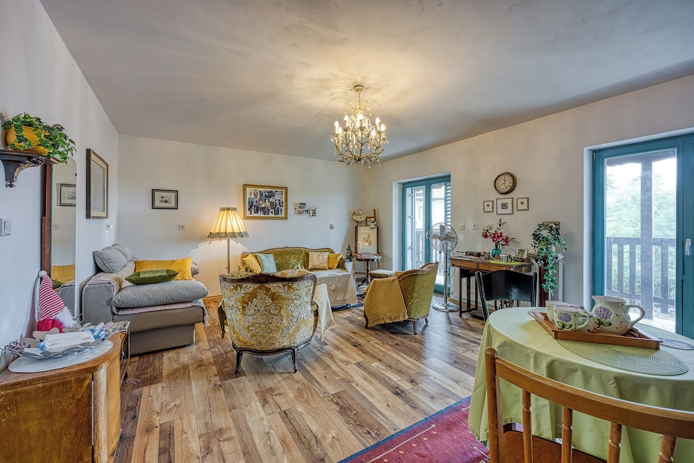 Villa Salamander Suite