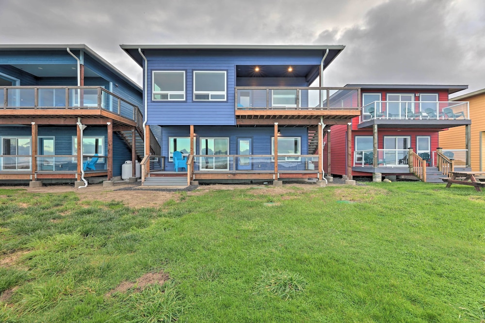 Sanderling Sea Cottages, Unit 7 w/ Beach Access! view 4