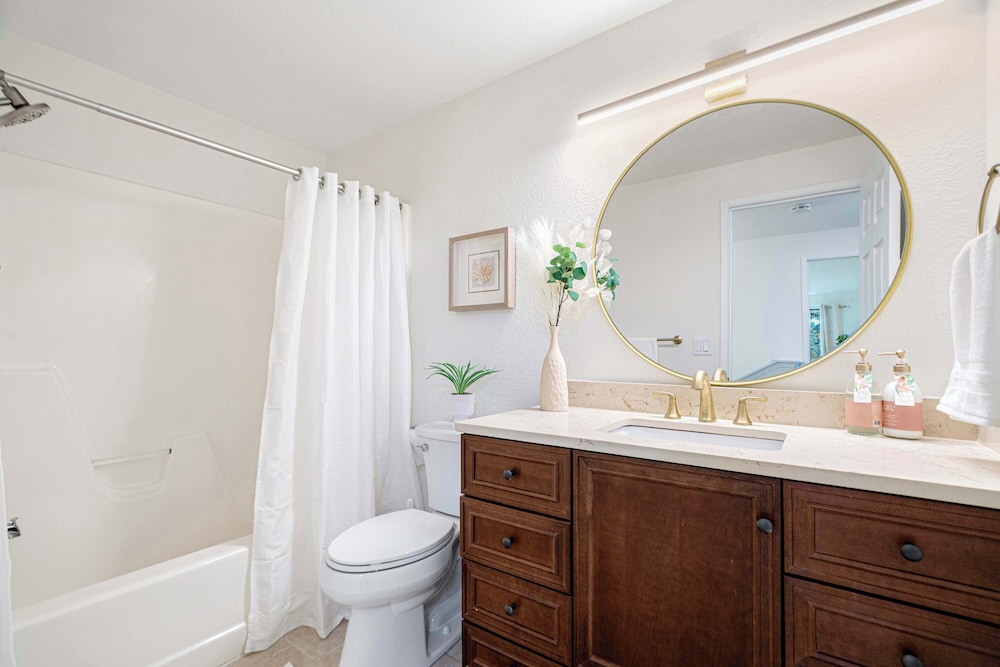 @marbella Lane-cozy Luxury Townhome Near Microsoft