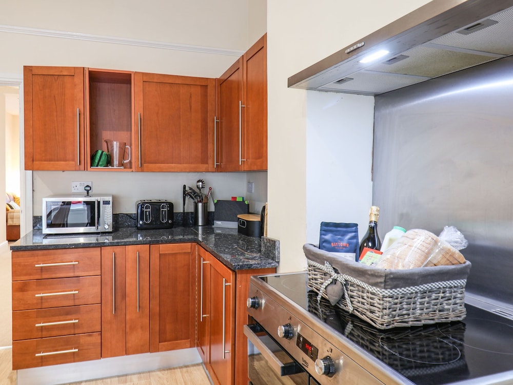 4 Normanby Terrace